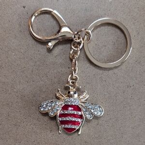 🐝 Elegant Gold and Red Bee Keychain Bag Charm
